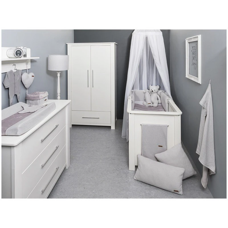 Couverture De Lit 130x100 BABY'S ONLY Classic Gris Argent 4 Couverture De Lit 130x100 BABY'S ONLY Classic Gris Argent – Image 2