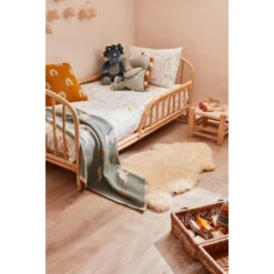 Couverture Tricot 75 X 100 En Coton Bio Dino NOUKIES Tiga, Stegi & Ops -Made 4 Baby Boutique couverture tricot 75 x 100 en coton bio noukies tiga stegi ops 6