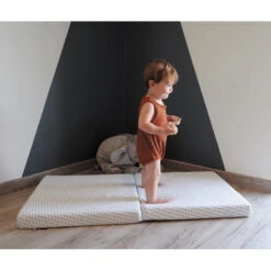 Matelas Pliant 2 Parties 60x120 CANDIDE Océan Friendly -Made 4 Baby Boutique matelas ocean friendly pliant 2 parties 10
