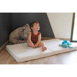 Matelas Pliant 2 Parties 60x120 CANDIDE Océan Friendly -Made 4 Baby Boutique matelas ocean friendly pliant 2 parties 8