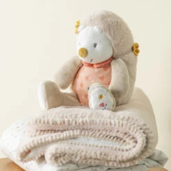 Peluche Hérisson Zoë NATTOU Mila Lana Et Zoë -Made 4 Baby Boutique peluche herisson zoe nattou mila lana et zoe 1