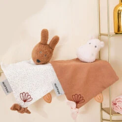 Mini-doudou Susie L'hippo Rose Pâle NATTOU Susie & Bonnie -Made 4 Baby Boutique sb mini doudou susie hippo 2