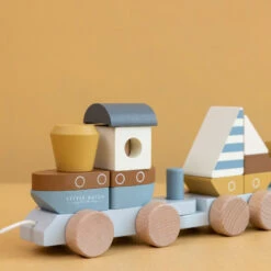 Train à Blocs En Bois LITTLE DUTCH Sailors Bay -Made 4 Baby Boutique train a blocs en bois little dutch sailors bay 4