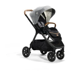 Trio Poussette Finiti + Nacelle Calmi + I-Level Recline JOIE Signature Carbon -Made 4 Baby Boutique trio poussette finiti nacelle calmi i level recline joie signature carbon 2